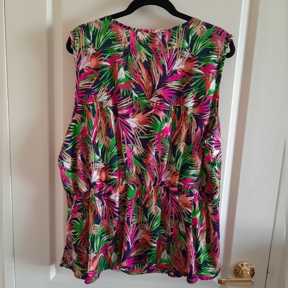 Floral Print Silky Tank - Picture 2 of 10